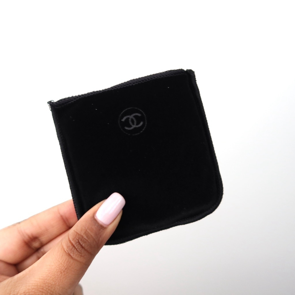 Chanel Double Mirror – Limited Edition Red with Velvet Pouch - Picture 7 of 7